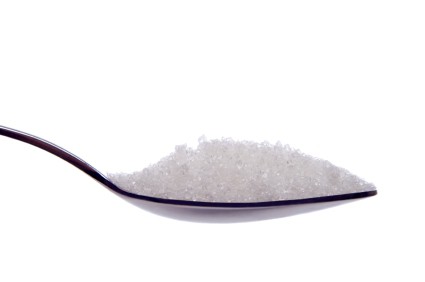 150 กรัมของน้ำตาล: เท่าไหร่ในภาชนะบรรจุของแต่ละเจ้าของ
