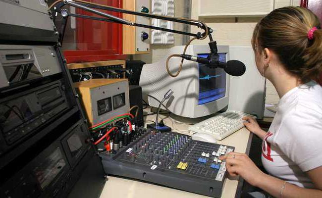 สถานีวิทยุที่เป็นที่นิยมของ Ekaterinburg และความถี่ของพวกเขา